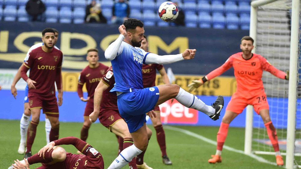 caulker v norwich city.jpg caulker v norwich city.jpg