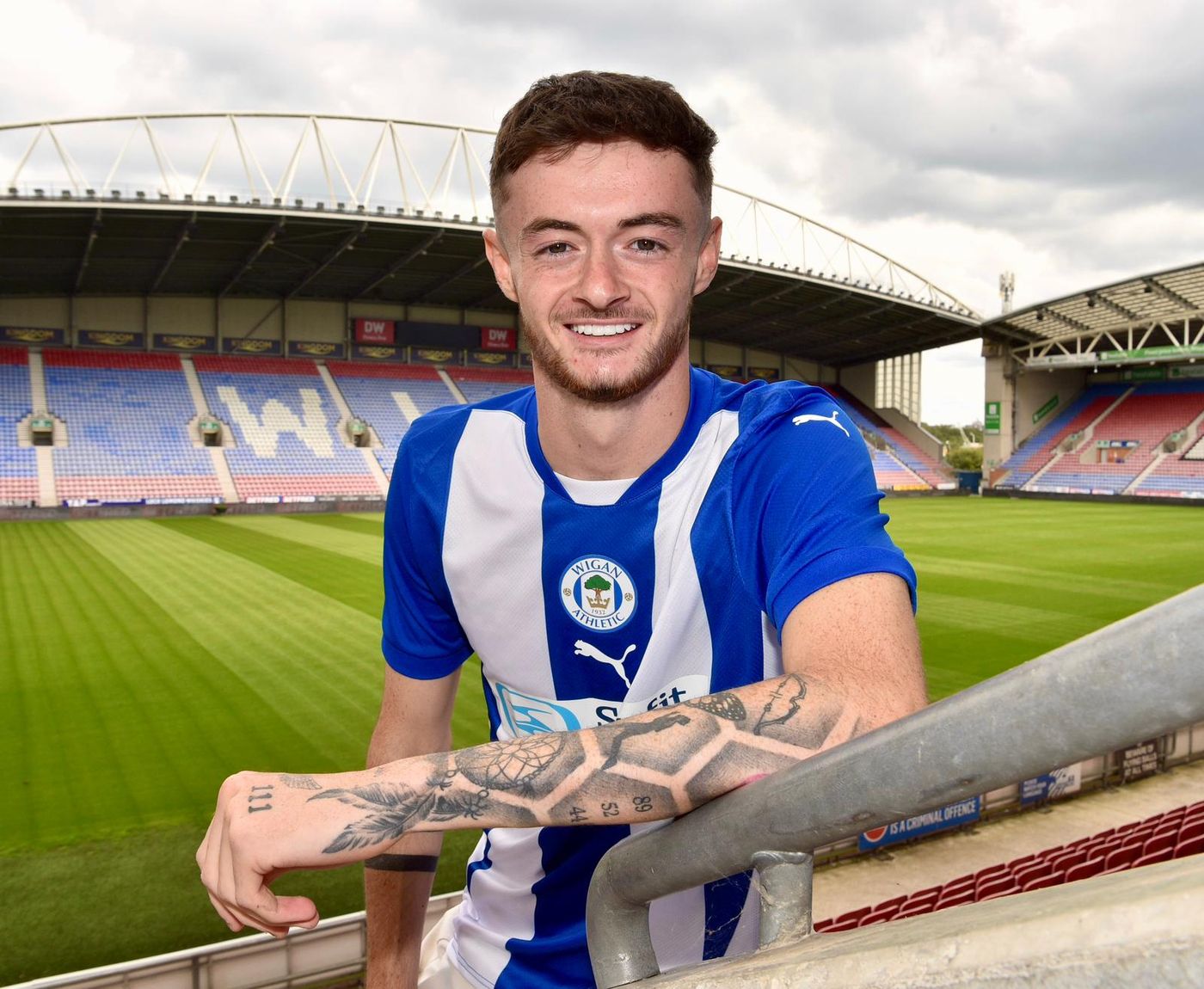 Wigan Athletic FC - Latics sign forward Joe Hugill on loan from Manchester  United!