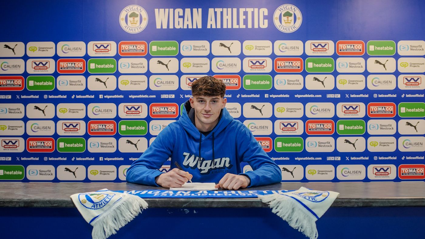 Wigan Athletic announce the signing of U21s goalkeeper Matteo Spinelli for the second half of the season 